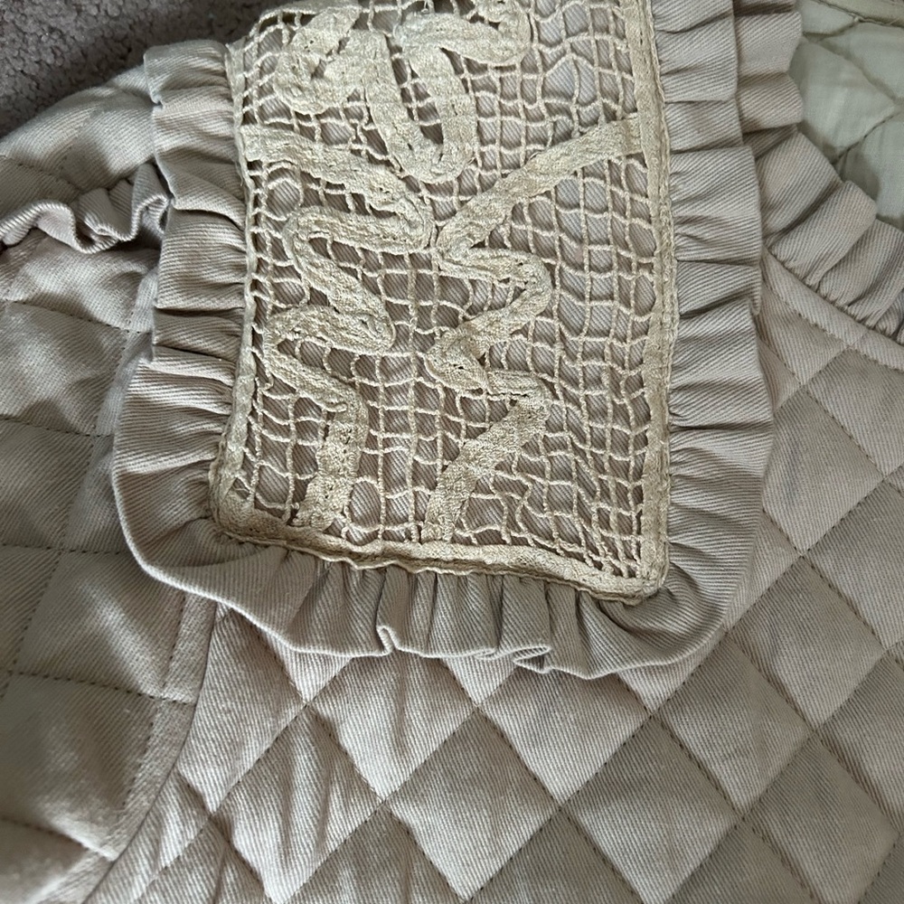 BNWT Cleobella Quilted Frida Jacket in Oatmeal - Picture 5 of 6